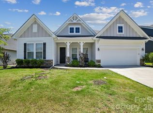 8096 Woodline Ln, Denver, NC 28037