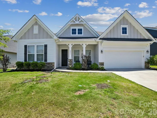 8096 Woodline Ln, Denver, NC 28037