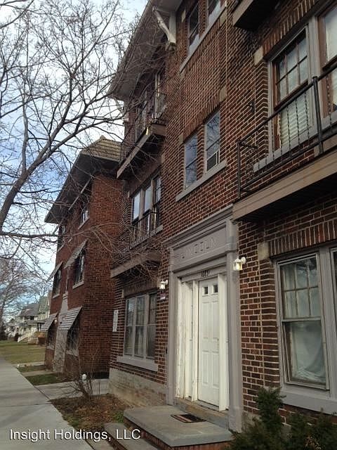 1st image of 1685 Lincoln Ave APT 6