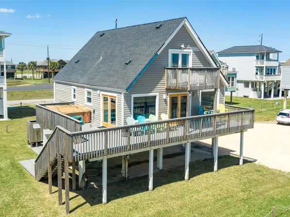 21321 Gulf Dr, Galveston, TX 77554