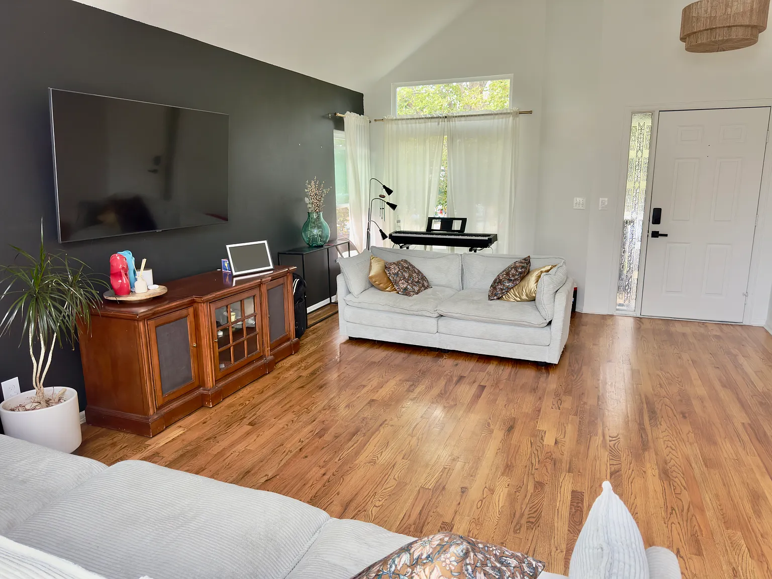 7637 Dawn Dr — Photo 4
