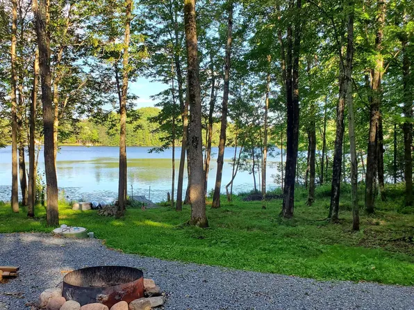 W10571 Perkinstown Ave, Medford, WI 54451