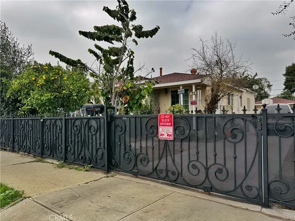 819 W 68th St, Los Angeles, CA 90044