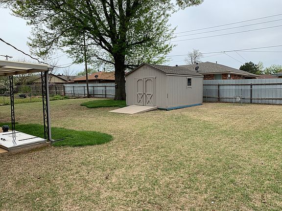 2nd image of 1209 Winnipeg Dr
