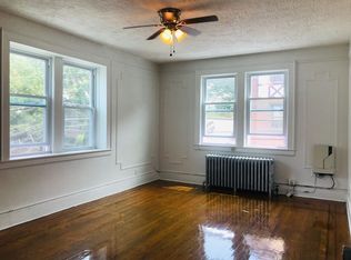 1 Edgar Ter #2, Staten Island, NY 10301