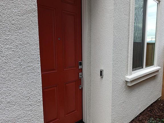 5th image of 5394 Paularo Way