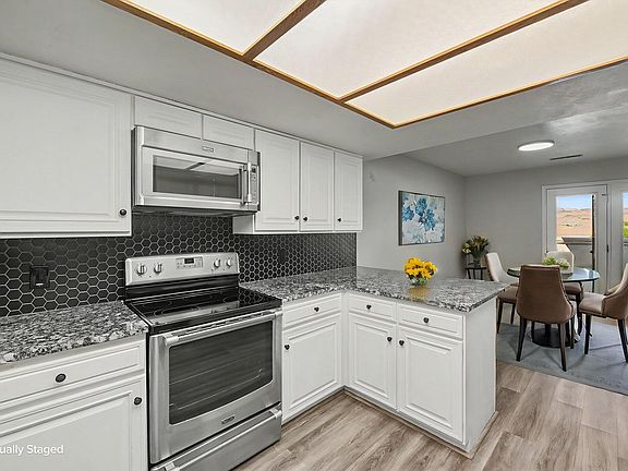 5th image of 10 N Valley View Dr Unit 110