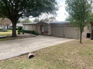 2317 Lakeridge Dr, Grapevine, TX 76051