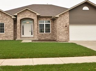1342 Rainbow Cir, Manteno, IL 60950