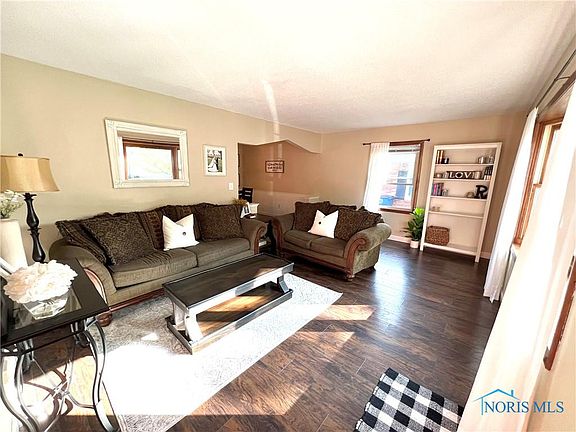 5th image of 1020 Lober Dr