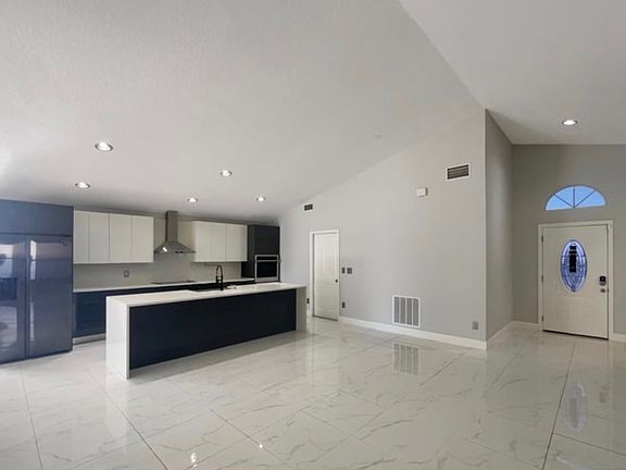 4th image of 1008 Brayton Ln