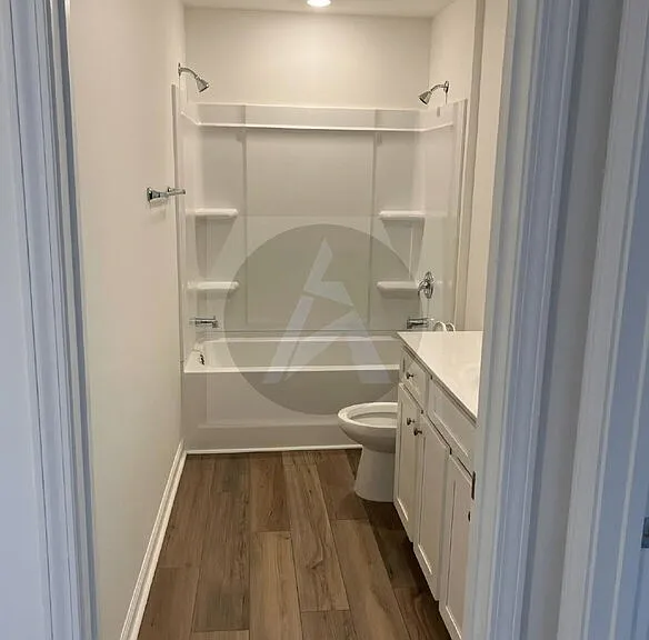1420 Hunter Trl — Photo 8
