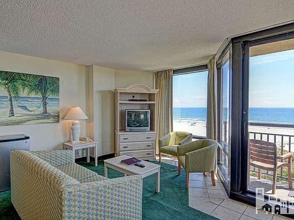3rd image of 2700 N Lumina Avenue #520