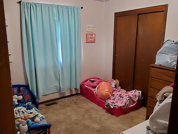 5th image of 102 Brentwood Ave