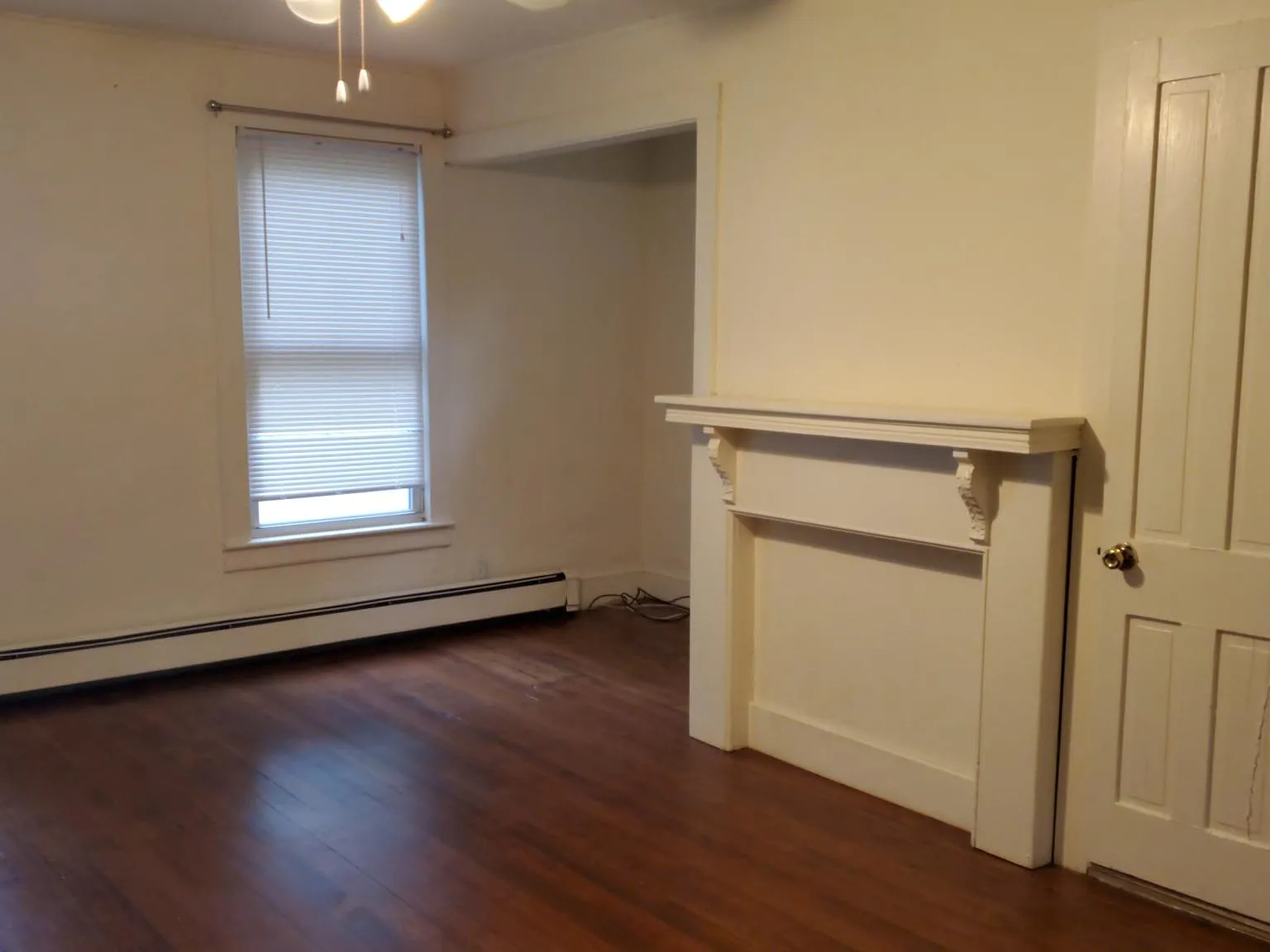 2 bed, 1200 sqft, $2,500 — Photo 2
