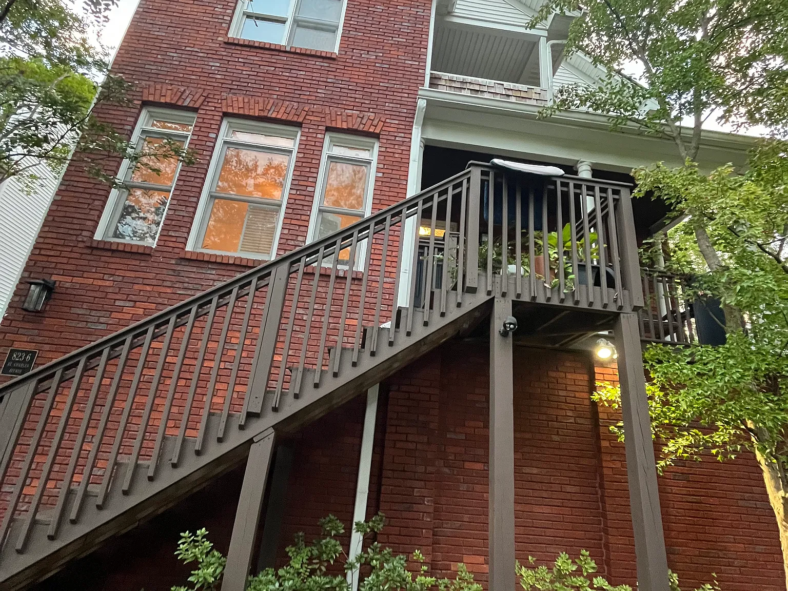 823 Saint Charles Ave NE — Photo 1