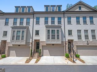 219 Mitchell Ln, Woodstock, GA 30188