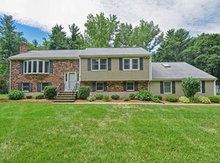 87 Medway St, Norfolk, MA 02056