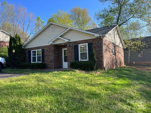 256 Park Pl, Morganton, NC 28655
