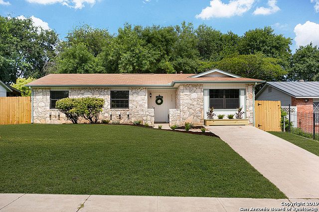 1st image of 2135 Davy Crockett Dr