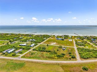 303 Plummer Ave, Bayside, TX 78340