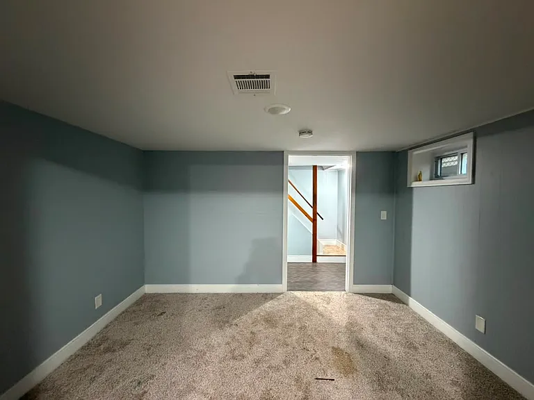 521 Burnham Rd — Photo 14