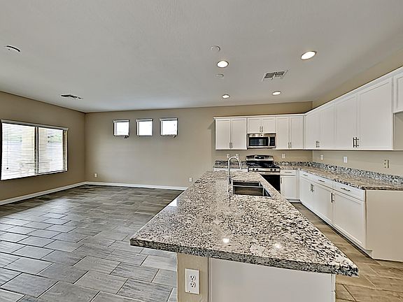 5th image of 42313 W Posada Dr