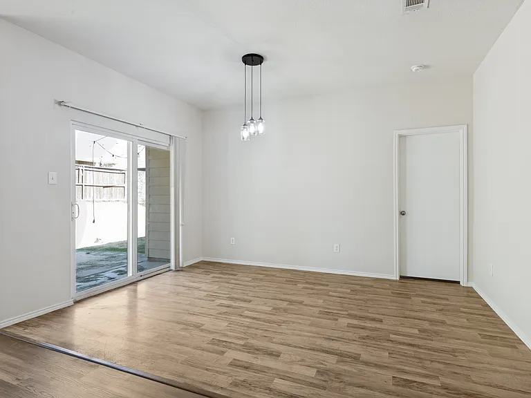 11117 Kenny Dr — Photo 4