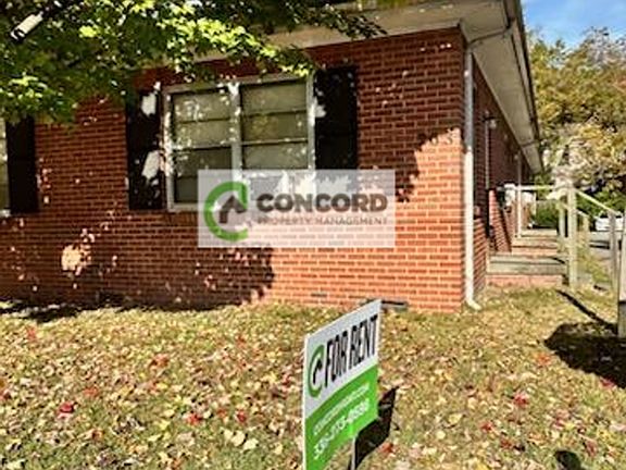 2nd image of 703 Summit Ave APT 1