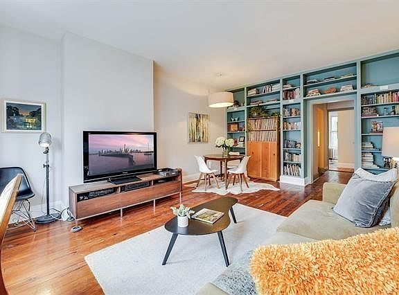 5th image of 129 Ogden Ave #1