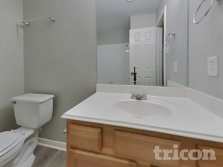 5008 Asia Ln — Photo 15