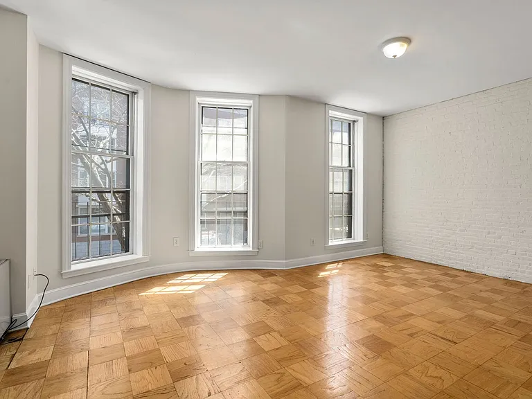 21 Bowdoin St #2C — Photo 1