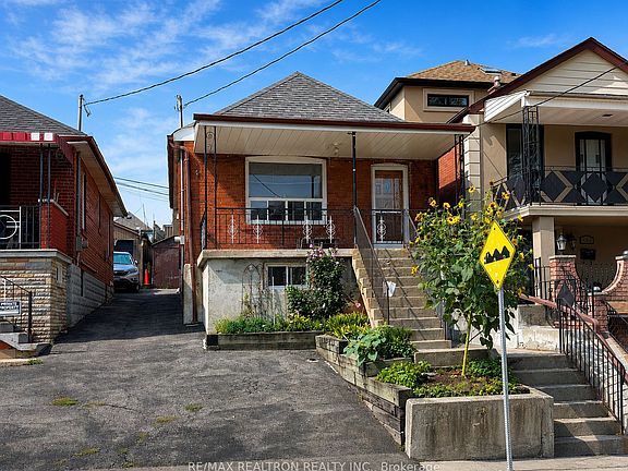 3rd image of 442 Northcliffe Blvd