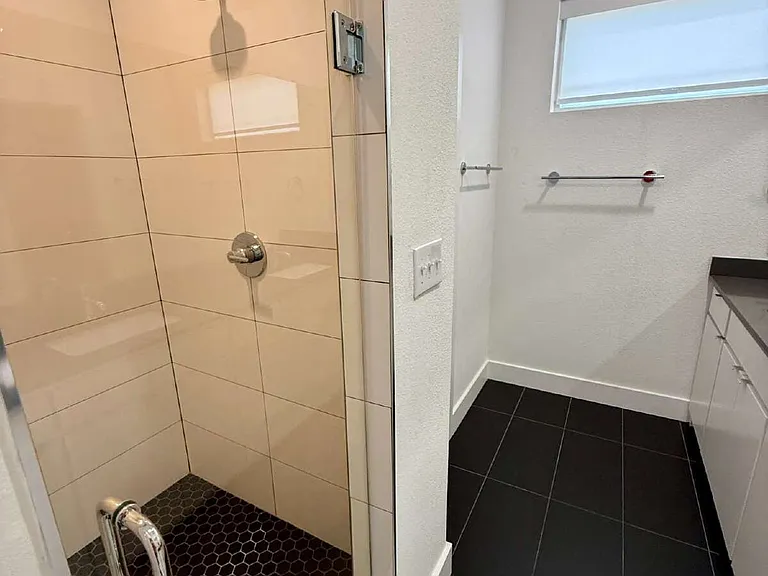 4211 Delano Pl #5B — Photo 17