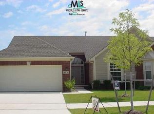 40717 Lenox Park, Novi, MI 48377