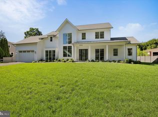 6514 76th St, Cabin John, MD 20818