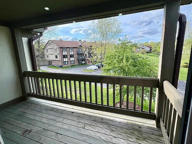 319 Deer Glen Way #2C — Photo 21