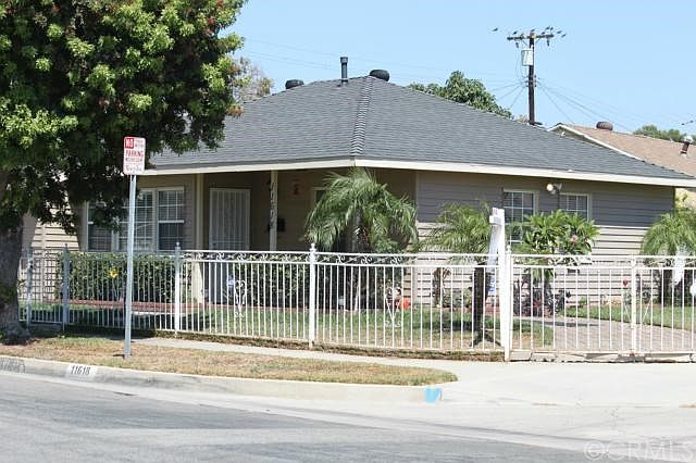 1st image of 11618 Bombardier Ave
