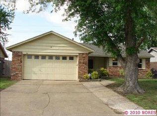 11531 E 27th St, Tulsa, OK 74129