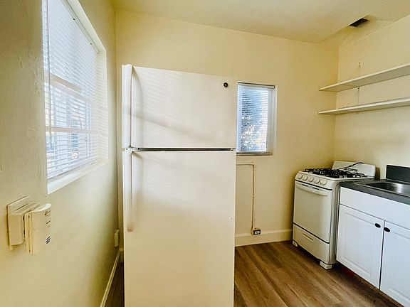 2nd image of 4635 Norwood St