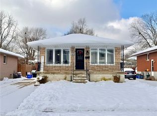 66 Chalmers St S, Cambridge, ON