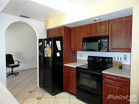 3rd image of 7186 Darlington St