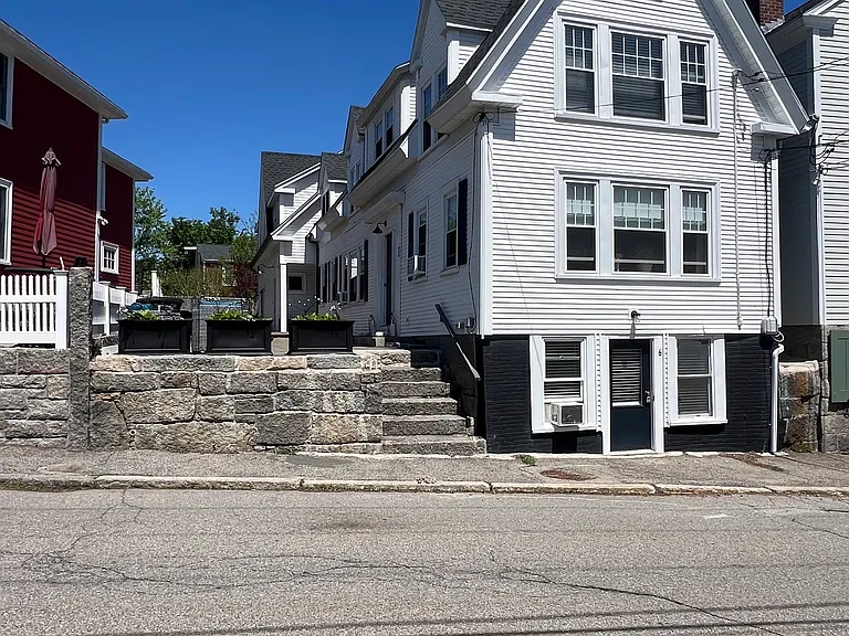 6 King St #1 — Photo 21