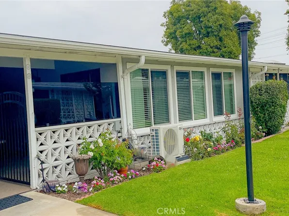 13981 Thunderbird Dr APT 2D, Seal Beach, CA 90740