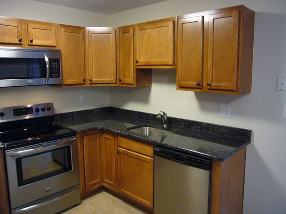 3rd image of 105 Piano Dr