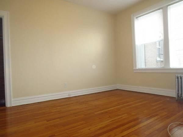 2nd image of 2600 Summit Ave #28