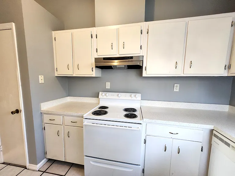 1784 Dax Ct — Photo 8
