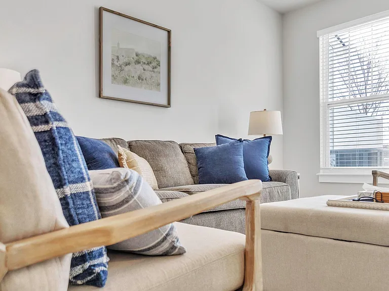 119 Shallons Dr — Photo 10