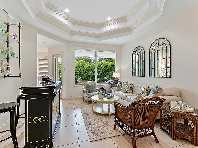 4 Tradewinds Cir — Photo 16