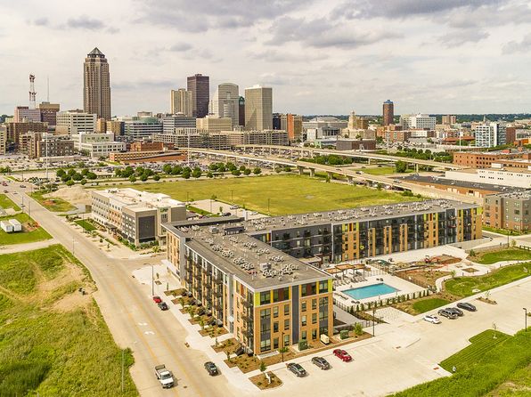 415 SW 11th St APT 239